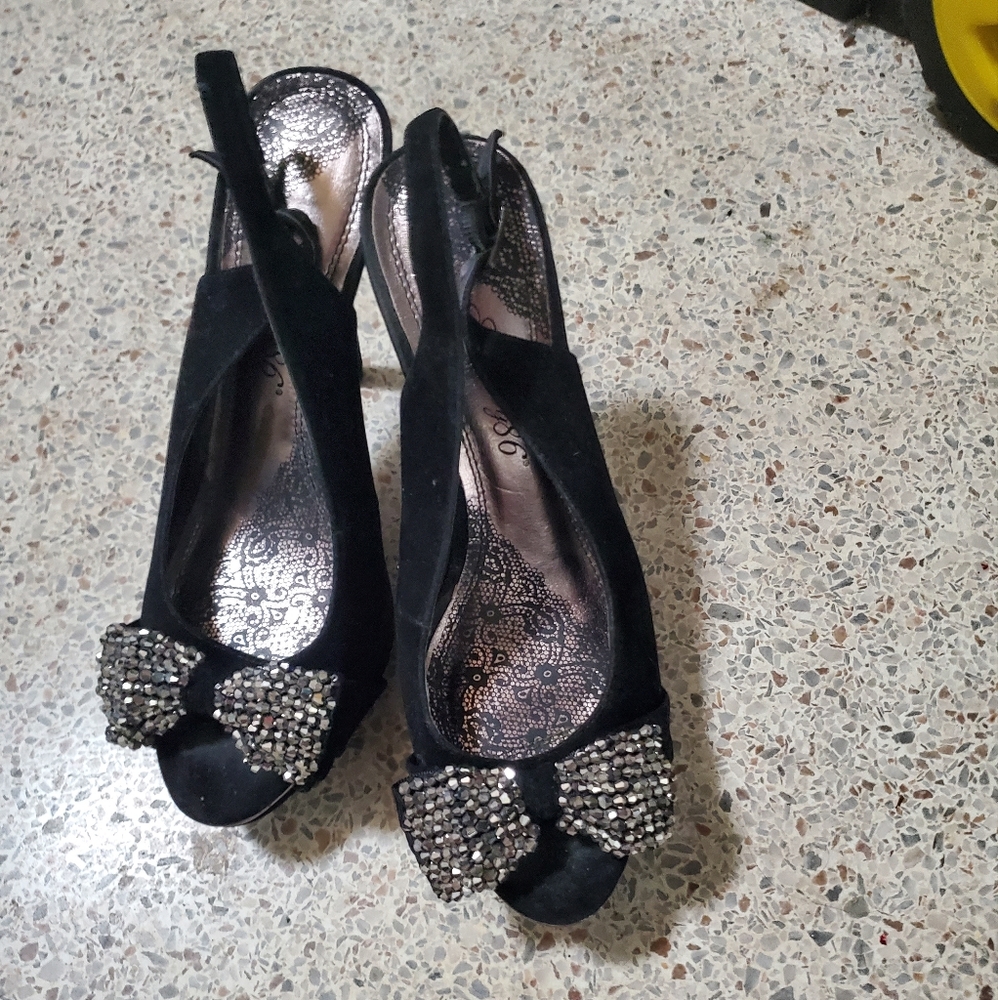 Velveteen Spikes